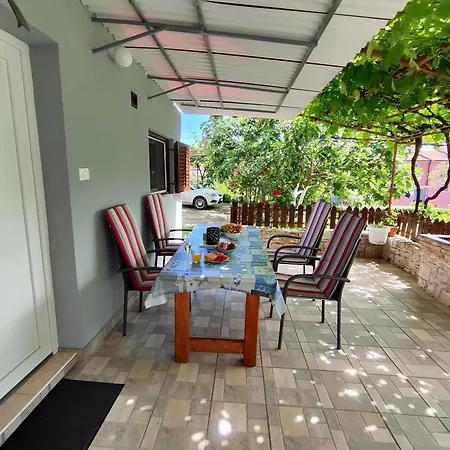 Pavao 1402 Holiday home Pula